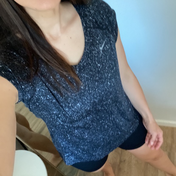 Nike Dri-fit shirt - Picture 4 of 4